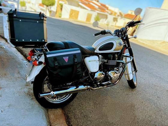 TRIUMPH BONNEVILLE T 100 865 TRIUMPH BONNEVILLE T 100 865